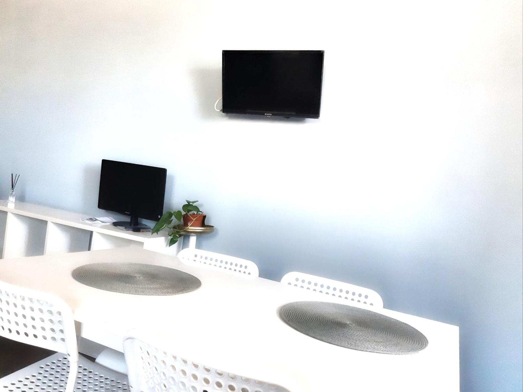 Buna Ziua Apartment Tonitza Nic. クルージュ＝ナポカ エクステリア 写真